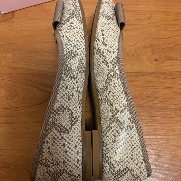 DIANA japanese brand snakeskin flats - Picture 8 of 12